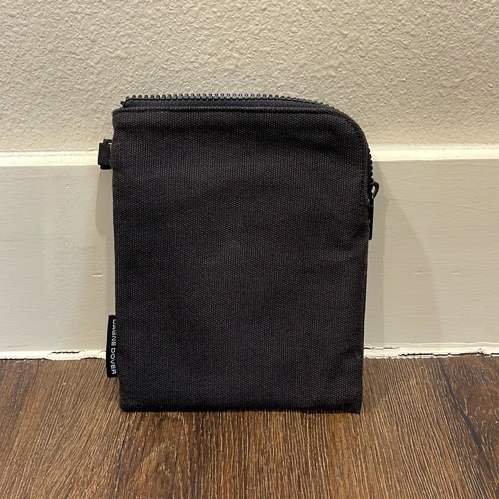 Dagne Dover Skye Essentials Pouch